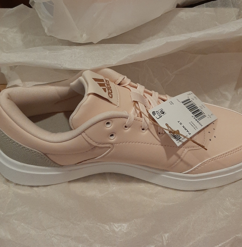 Adidas Women's Pink Sneakers